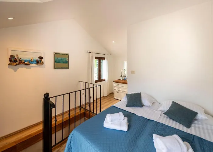 Authentic Stone House Lola Σπίτι διακοπών