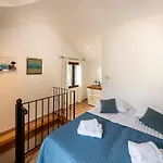 Authentic Stone House Lola Дом отдыха