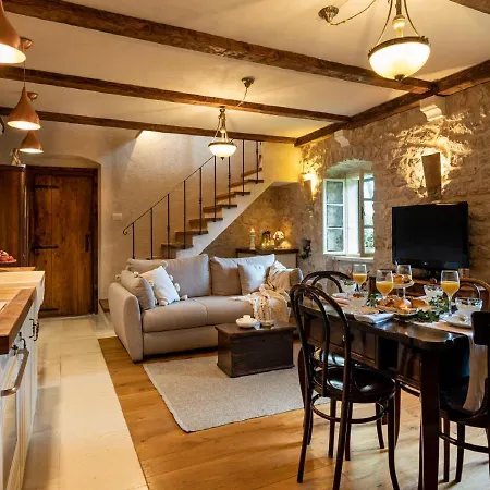 Ferienhaus Authentic Stone House Lola Makarska