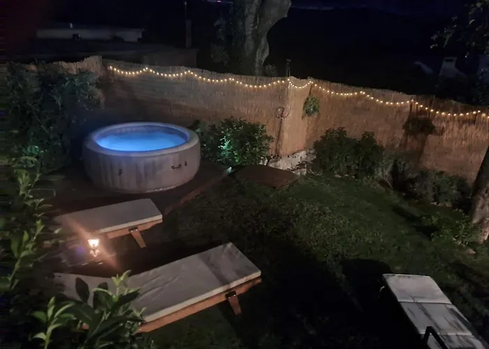 Authentic Stone House Lola בית נופש מאקרסקה