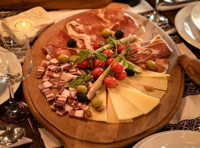 Authentic Stone House Lola Feriehus Makarska